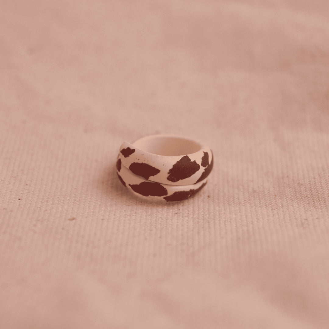Anillo Bold Cow Print