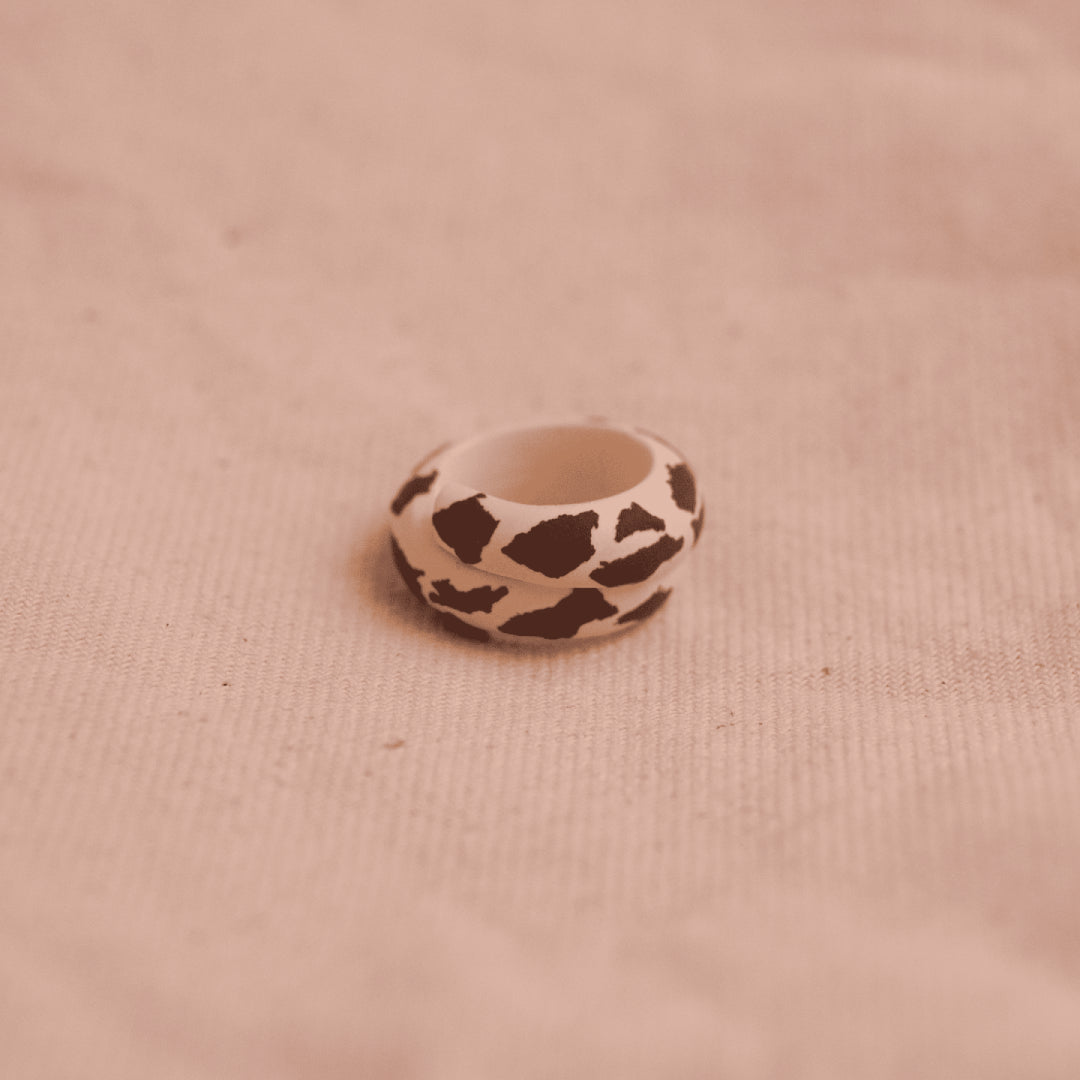 Anillo Bold Cow Print