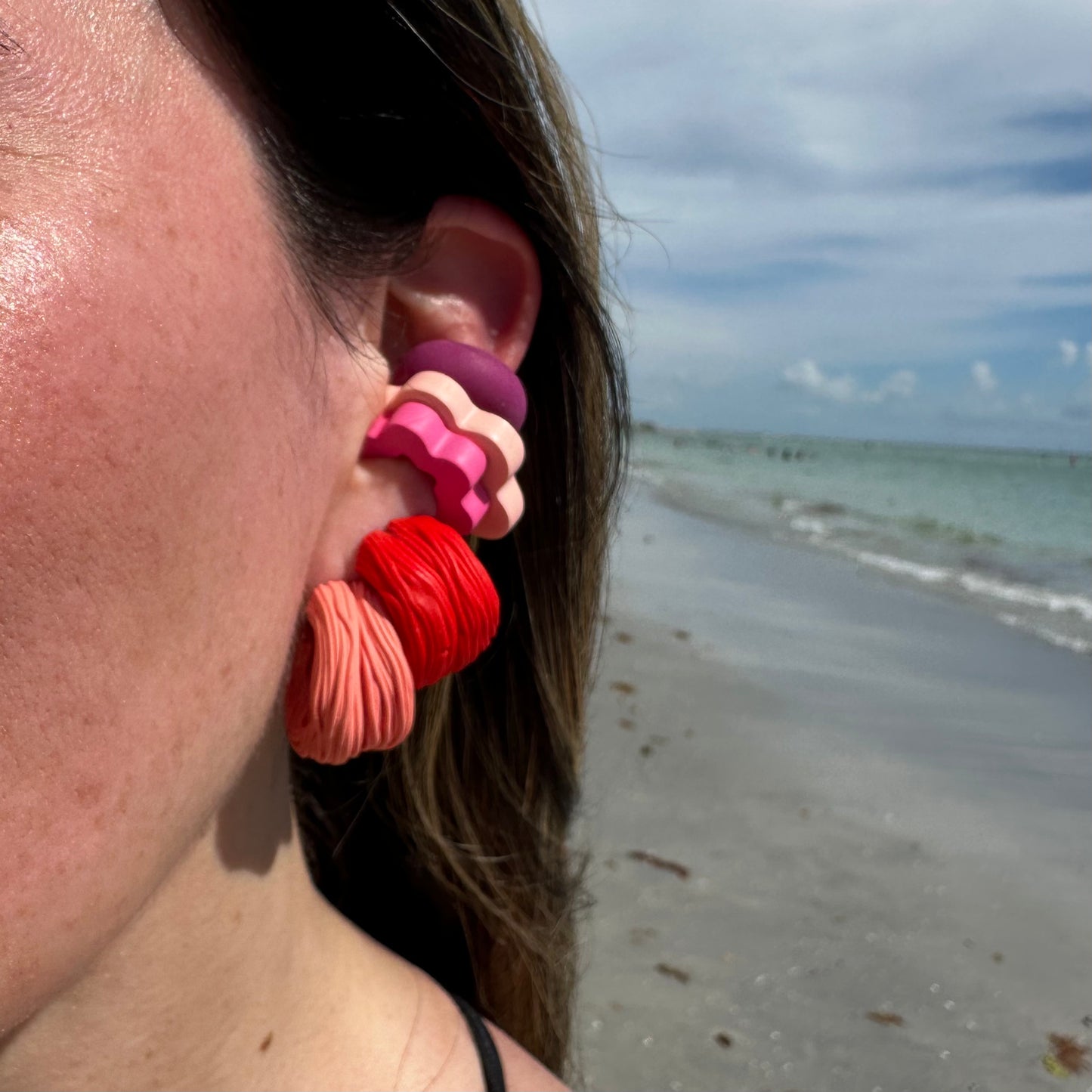 Maxi Flower Earcuff