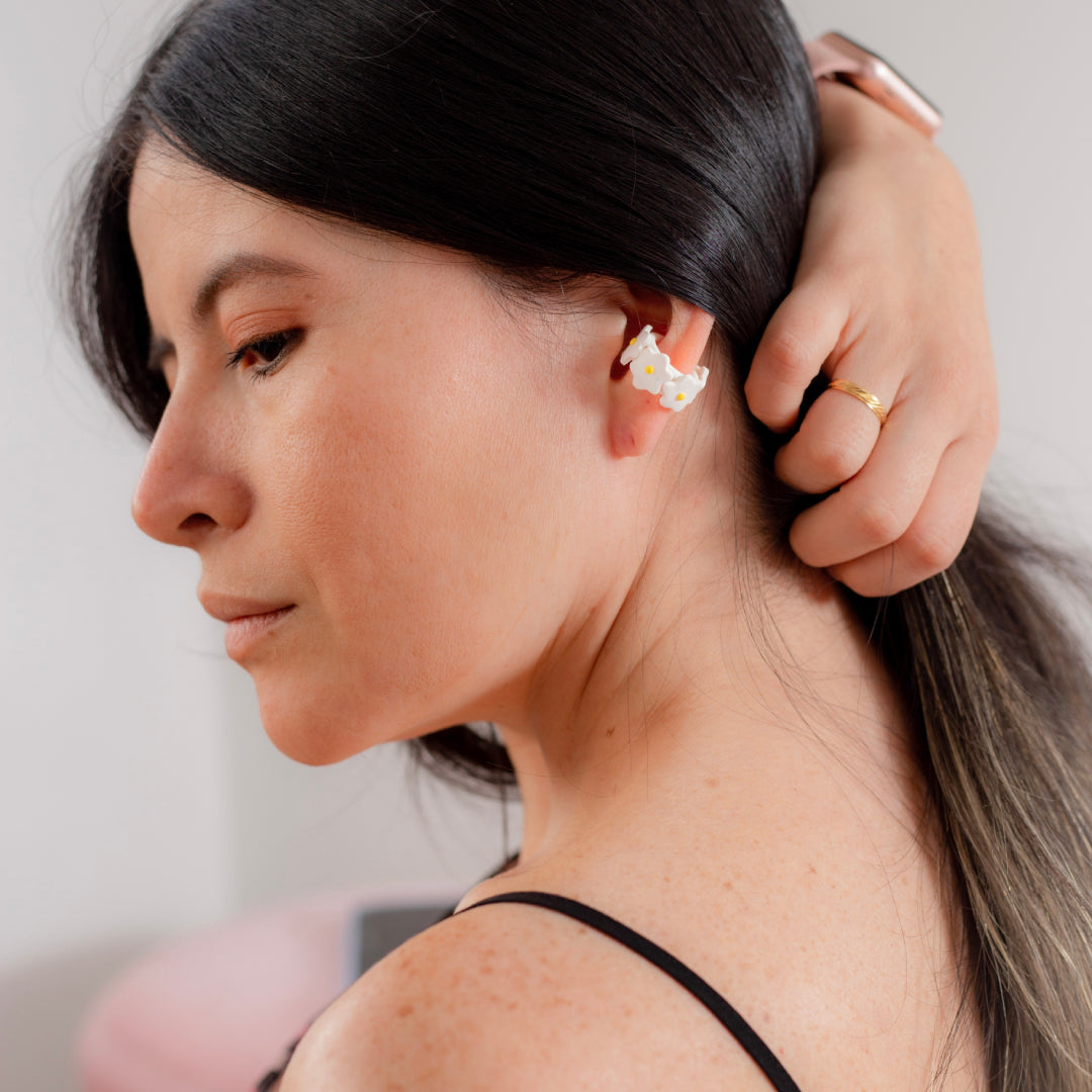 Earcuff Daisies