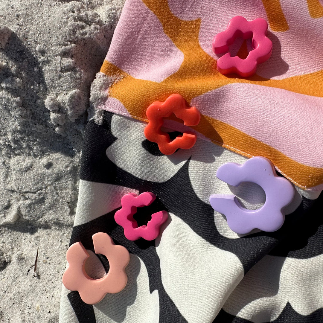 Maxi Flower Earcuff