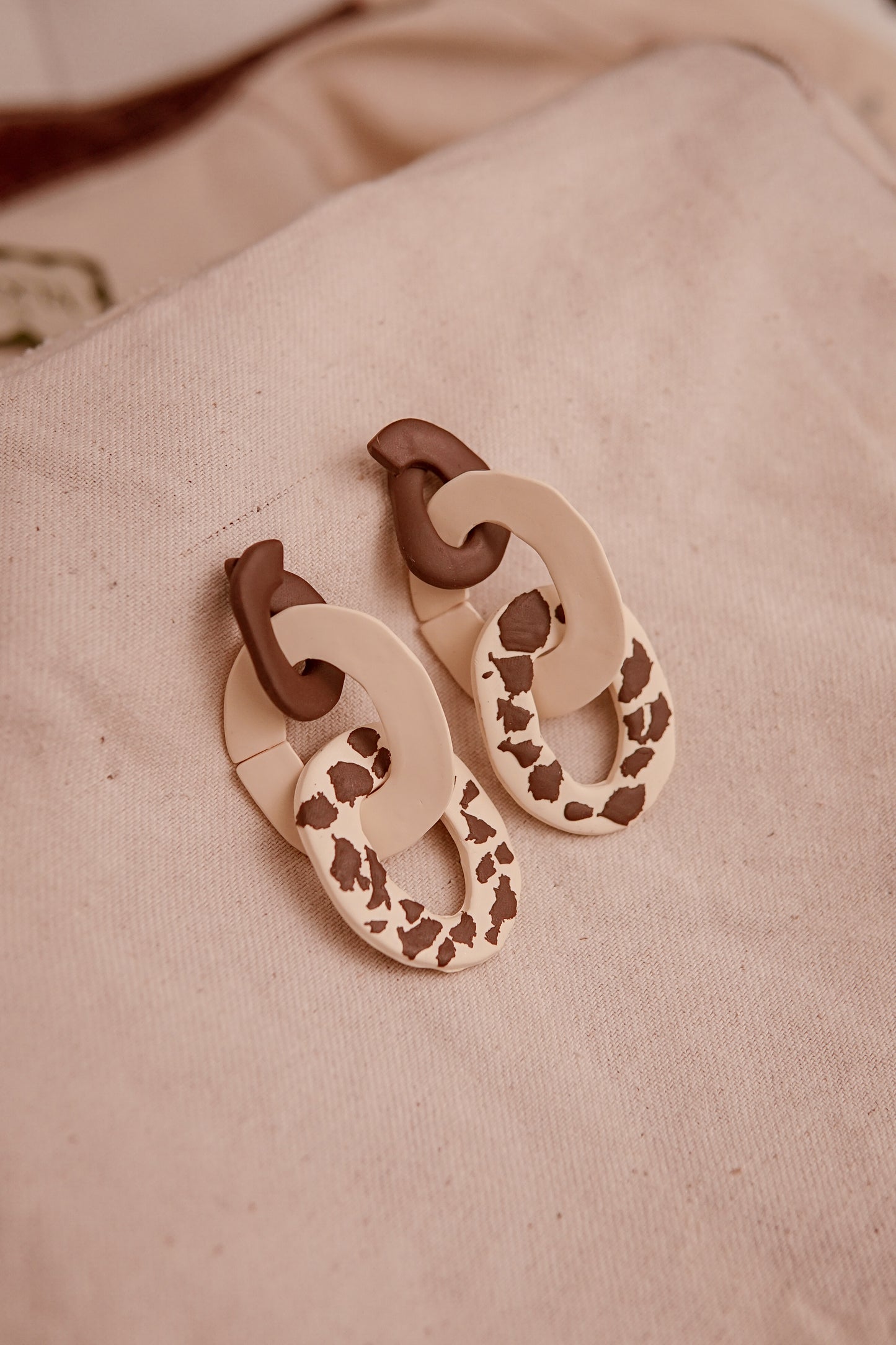 Lau Pantoja Cow Print