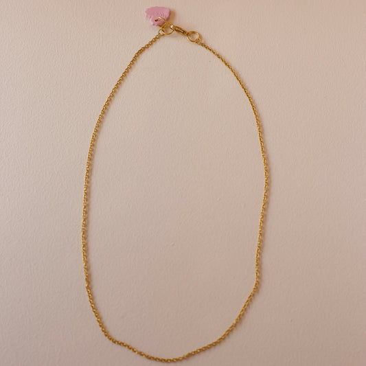 Cadena dorada delgada