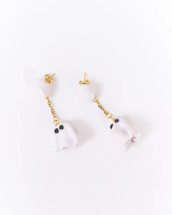 Aretes Fantasmita