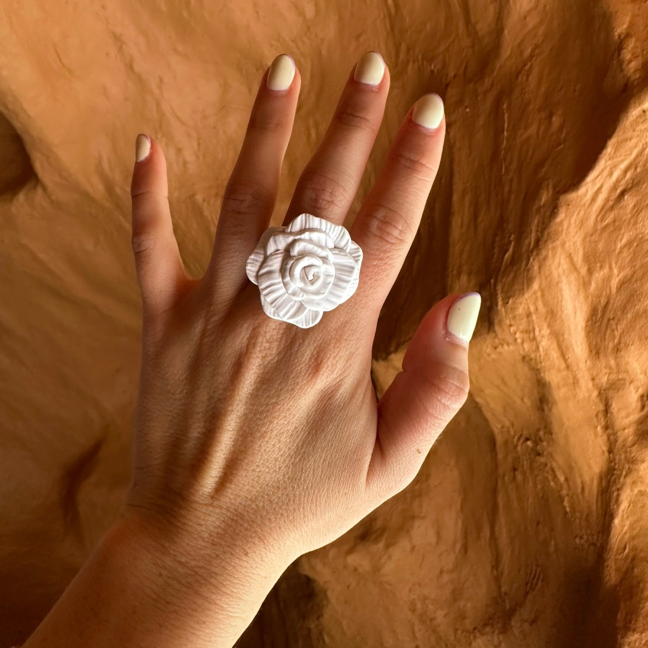 Amara ring