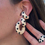Aretes Magic