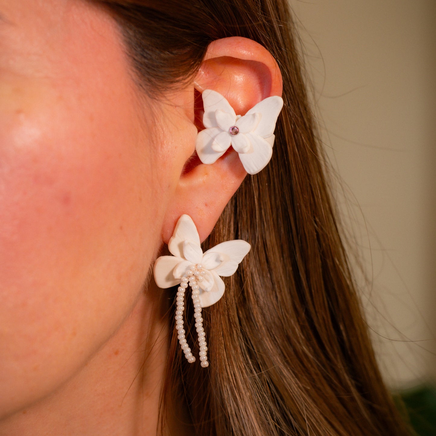 Aretes Alas en Flor Mini