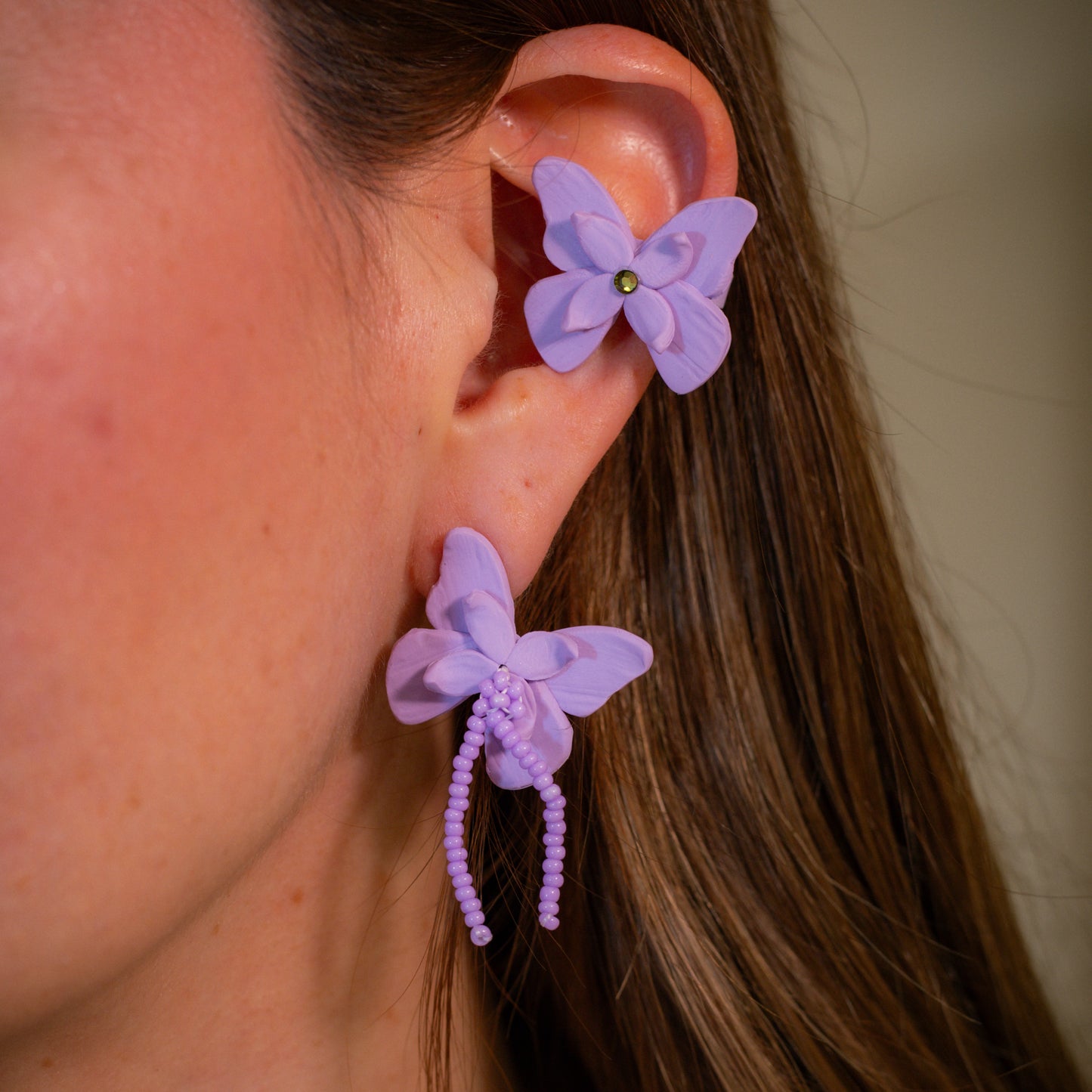 Aretes Alas en Flor Mini