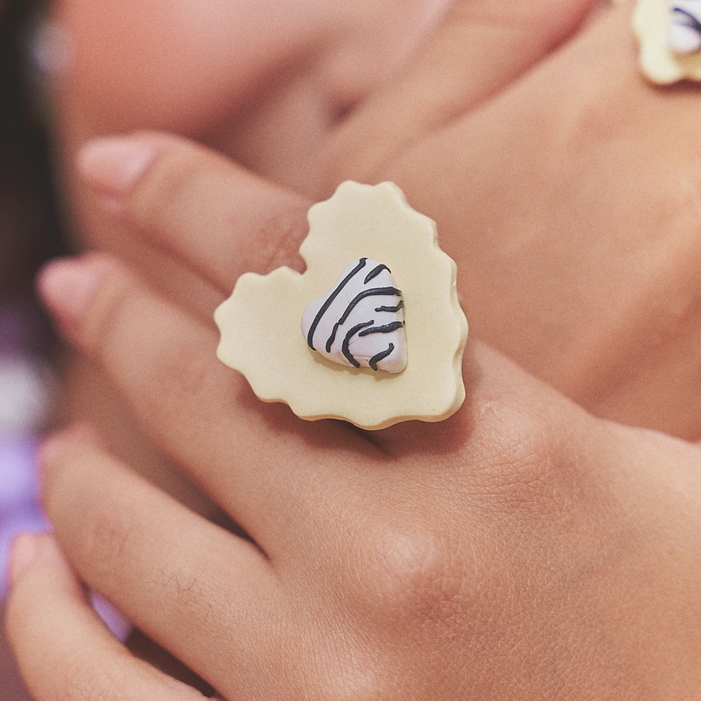 Anillo Corazón Rayado Mix Maxi